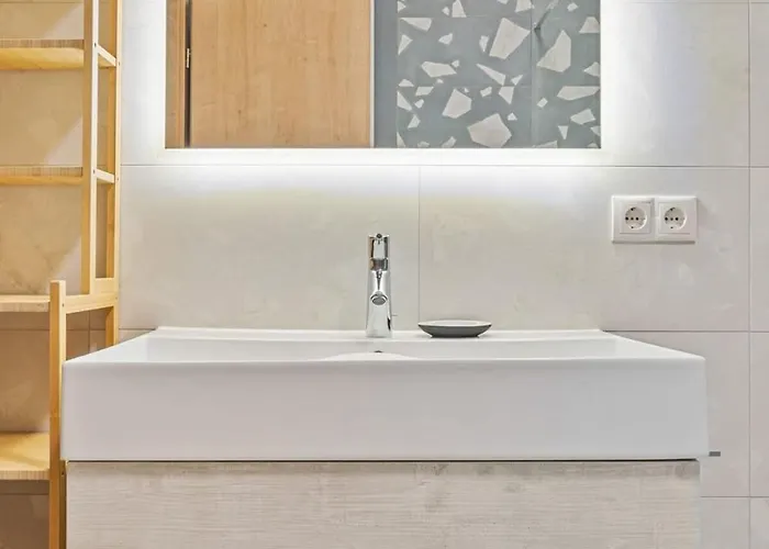 New Design In Hollerich Apartament *