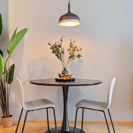 아파트 New Design In Hollerich